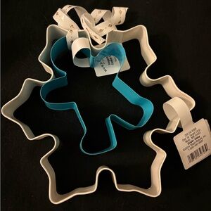 Wondershop Snowflake and Gingerbread Cookie Cutter Set - White and Blue